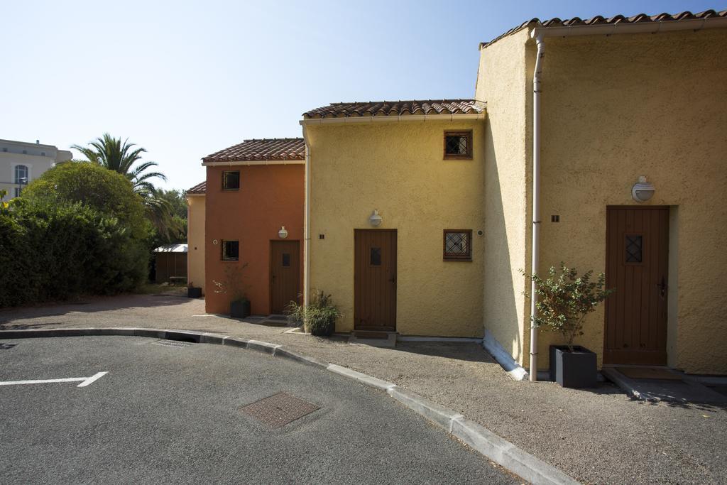 Village Vacances Le Lion De Mer Saint-Raphaël Exteriér fotografie