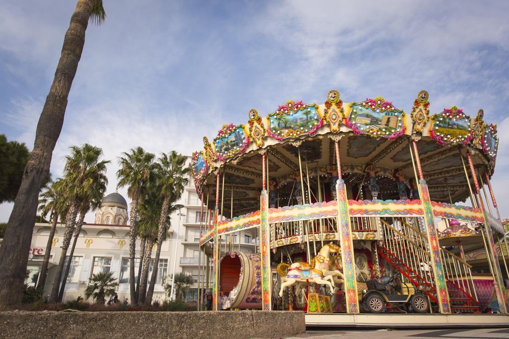 Village Vacances Le Lion De Mer Saint-Raphaël Exteriér fotografie