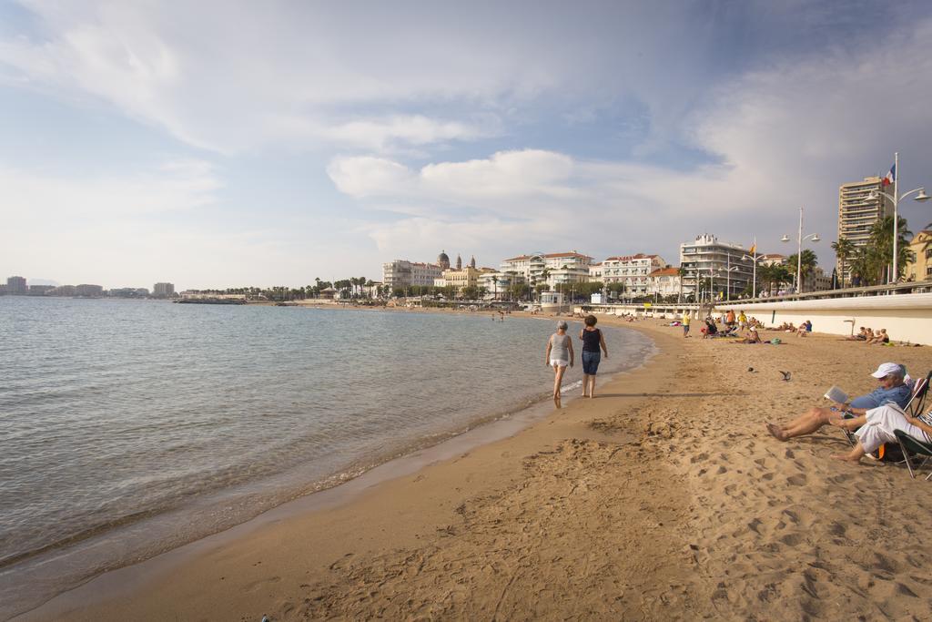Village Vacances Le Lion De Mer Saint-Raphaël Exteriér fotografie