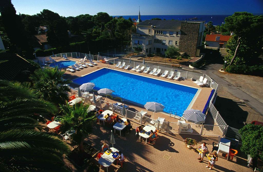 Village Vacances Le Lion De Mer Saint-Raphaël Exteriér fotografie